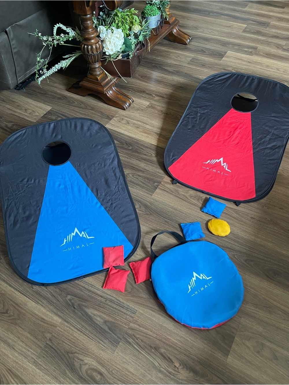 Portable Cornhole Game with 2 Cornhole Set, Collapsible Corn Hole boards 6 bags